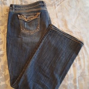 Distressed Torrid Jeans w/ decor pockets